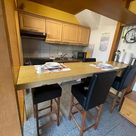 Apartment Mit 2 Schlafzimmer Und 1 Schlafsofa